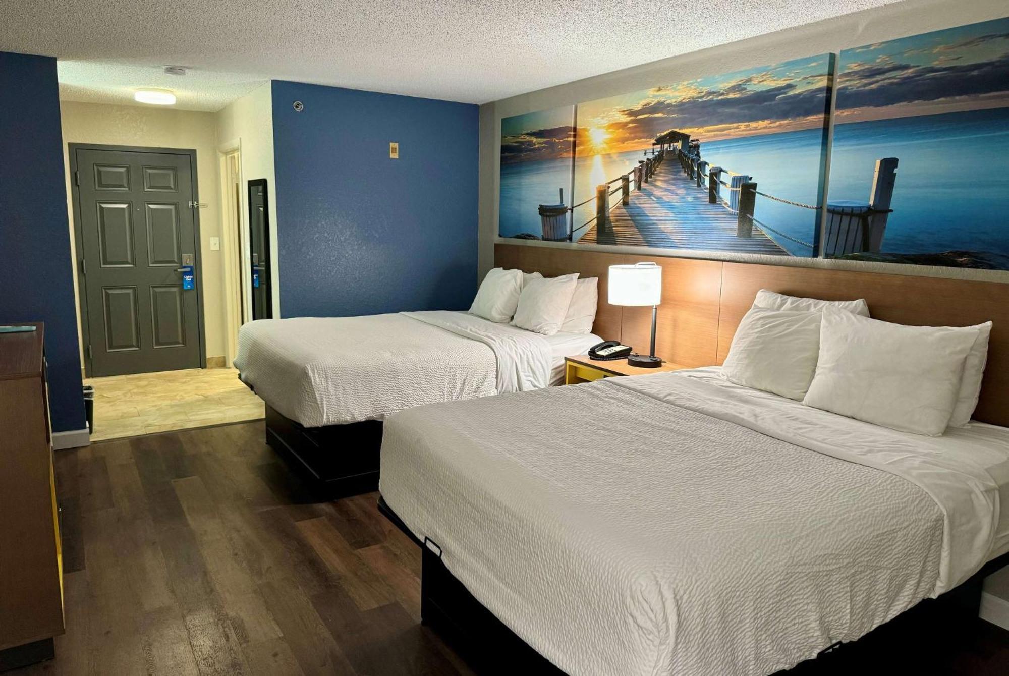 Days Inn By Wyndham Sarasota I-75 Vamo Exterior foto