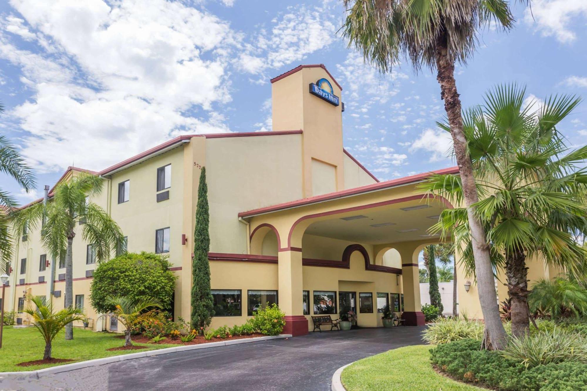 Days Inn By Wyndham Sarasota I-75 Vamo Exterior foto